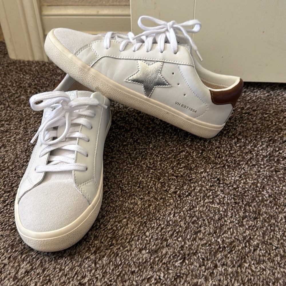 EUC Vintage Havana shoes.